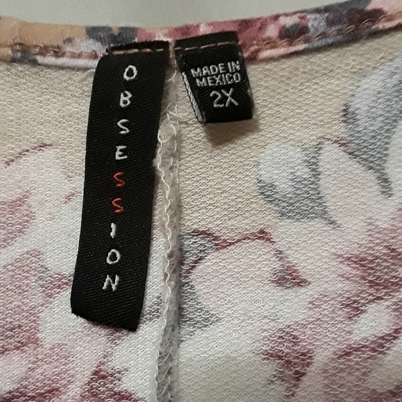 Long sleeve floral tunic - Picture 2 of 2